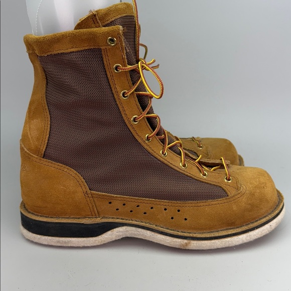 Danner River Gripper Felt Bottom 
Fly Fishing Wading Boots - Picture 2 of 10